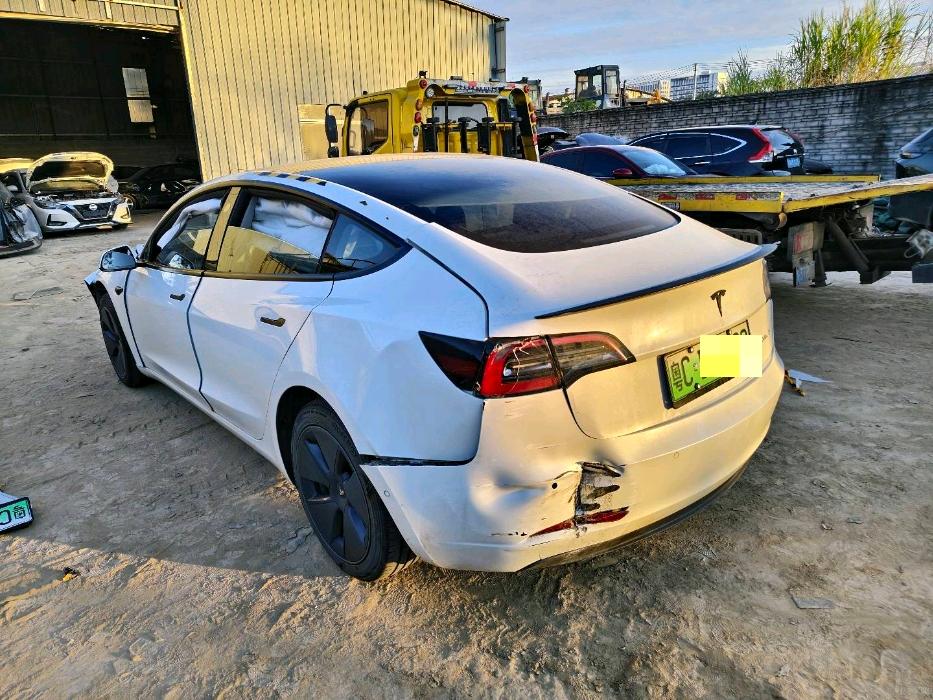 广州市22年特斯拉MODEL 35