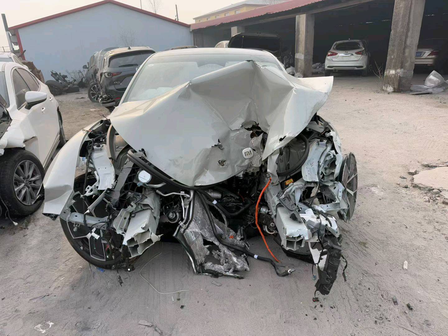 哈尔滨市25年小米SU7