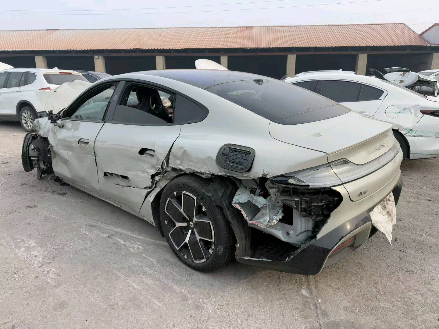 哈尔滨市25年小米SU75