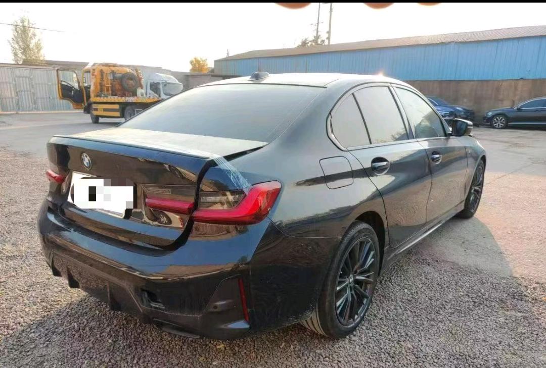 山东23年宝马3系4