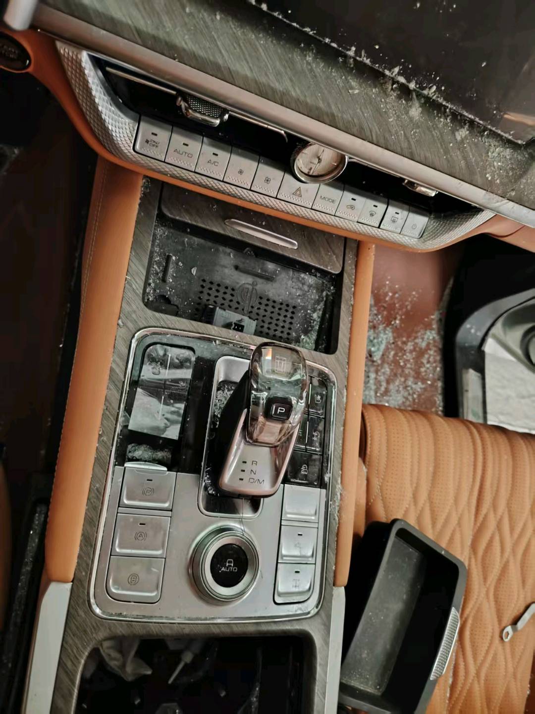 济南市23年长城坦克6