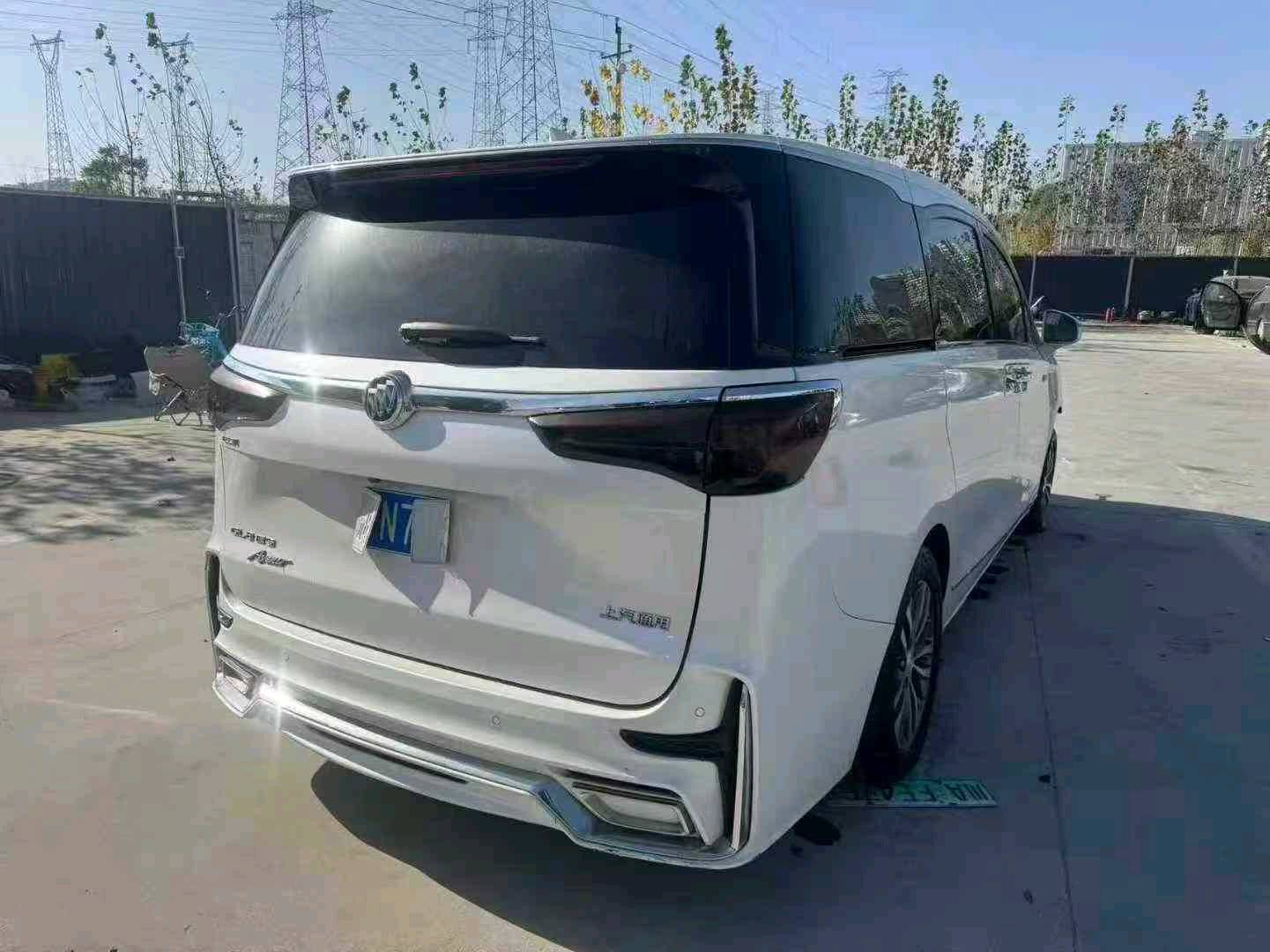 郑州市21年别克GL84