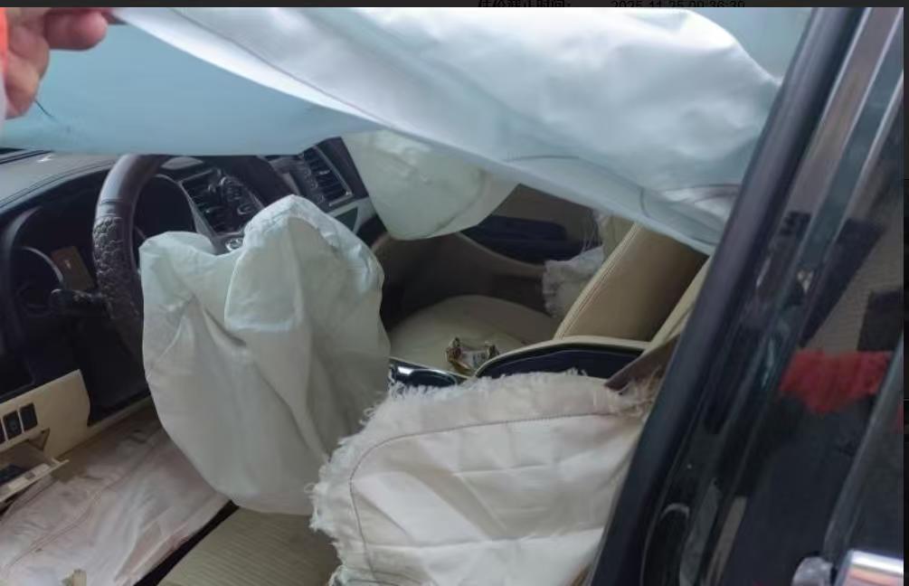 上海16年丰田汉兰达3