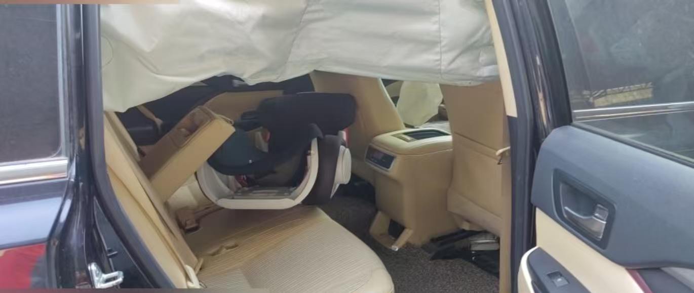 上海16年丰田汉兰达5