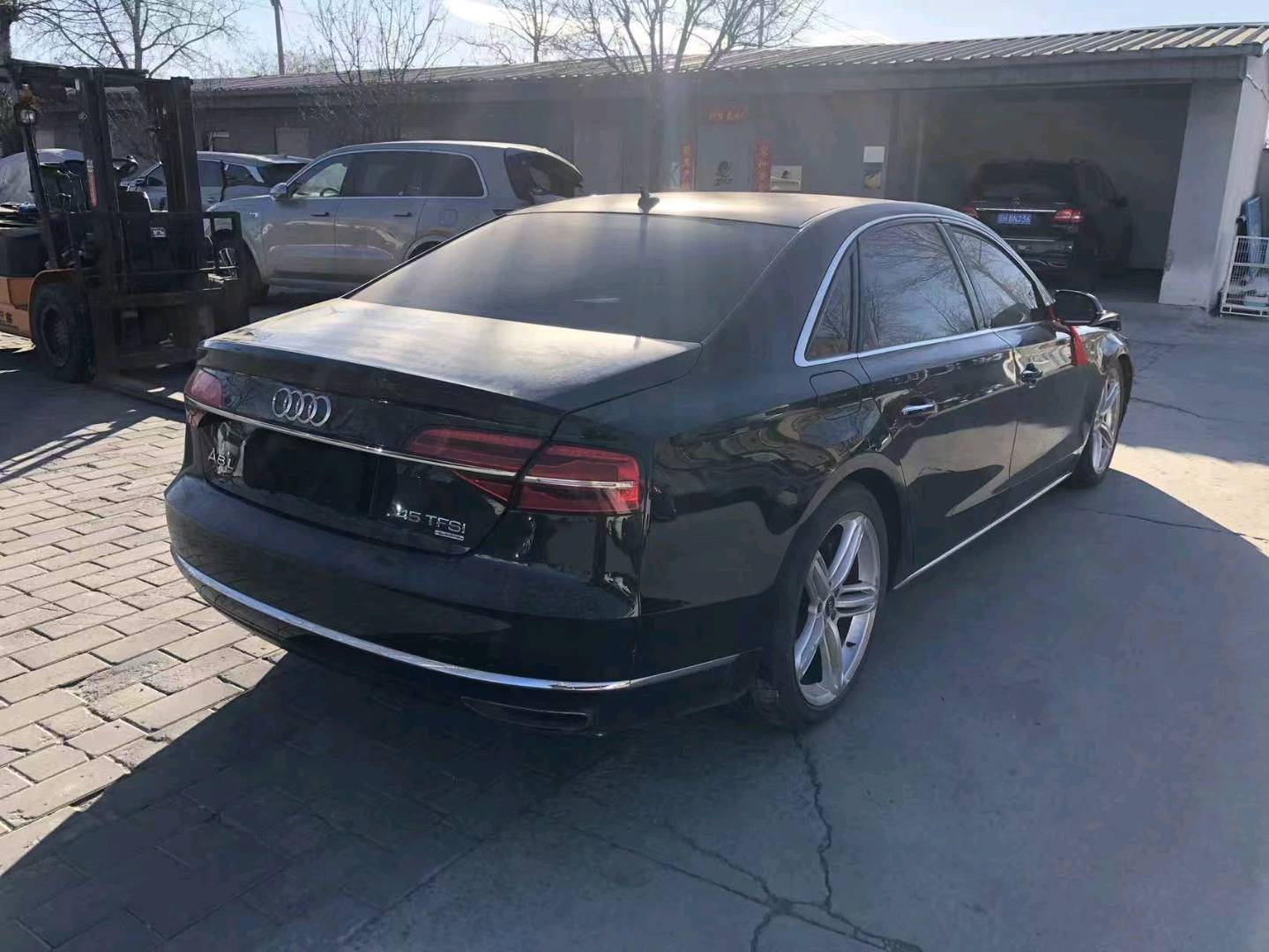 北京17年奥迪A8L3