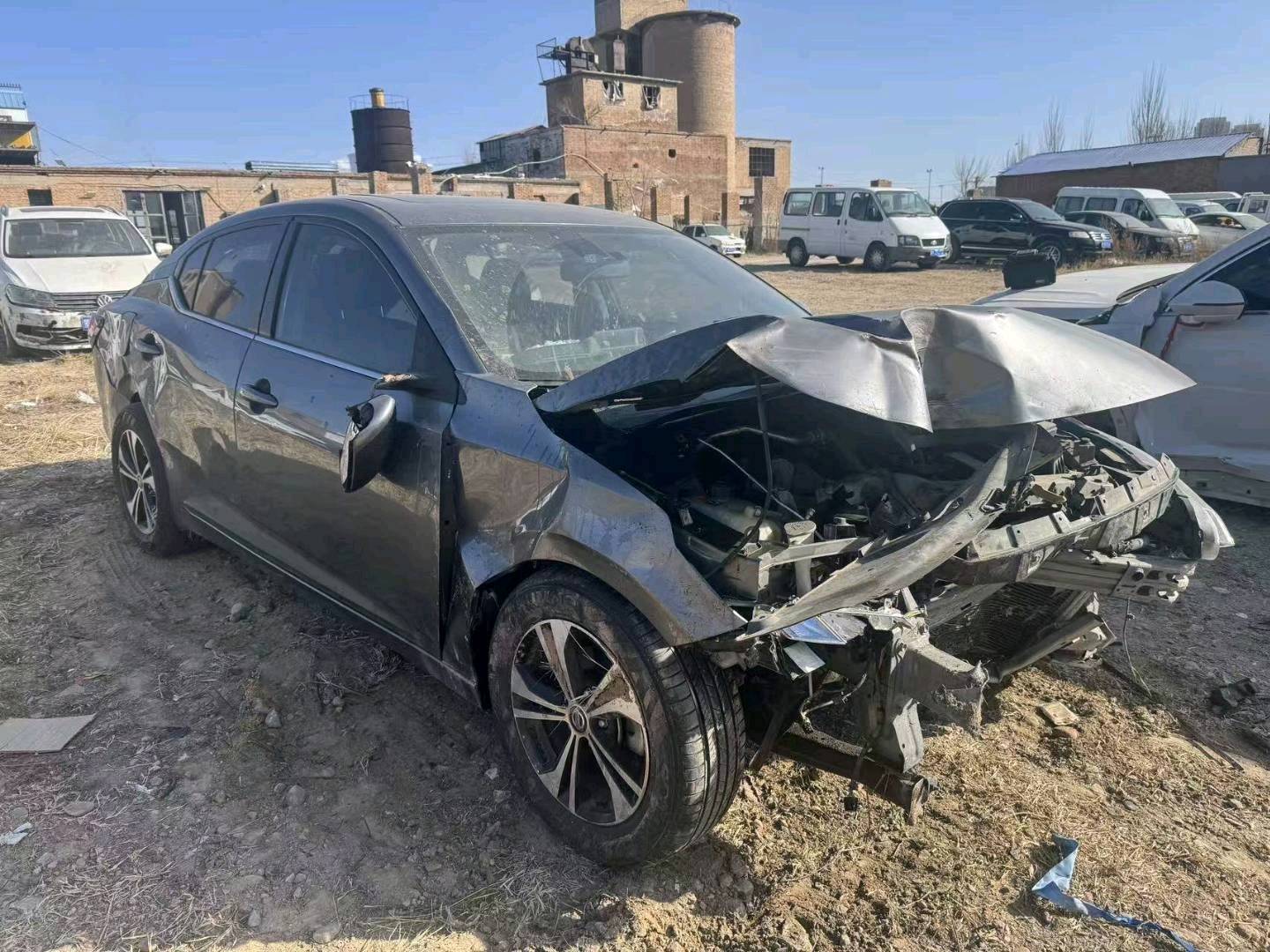 鄂尔多斯市20年日产轩逸2