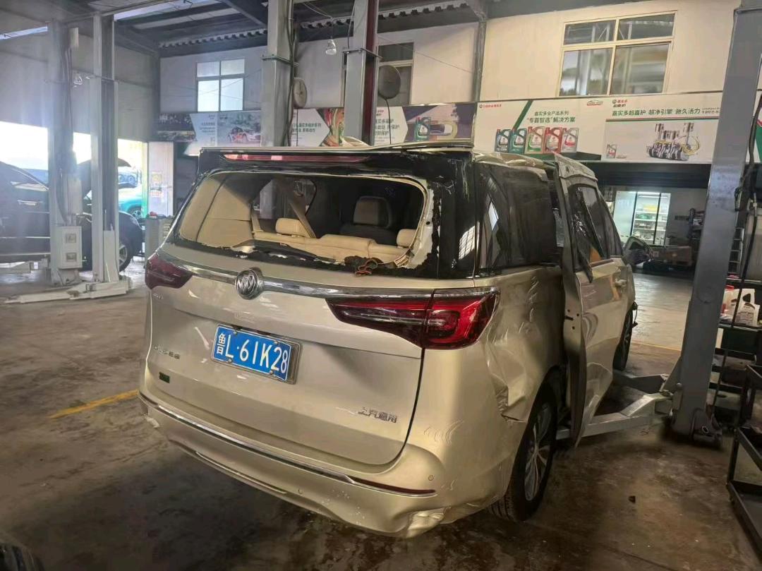 日照市22年别克GL86