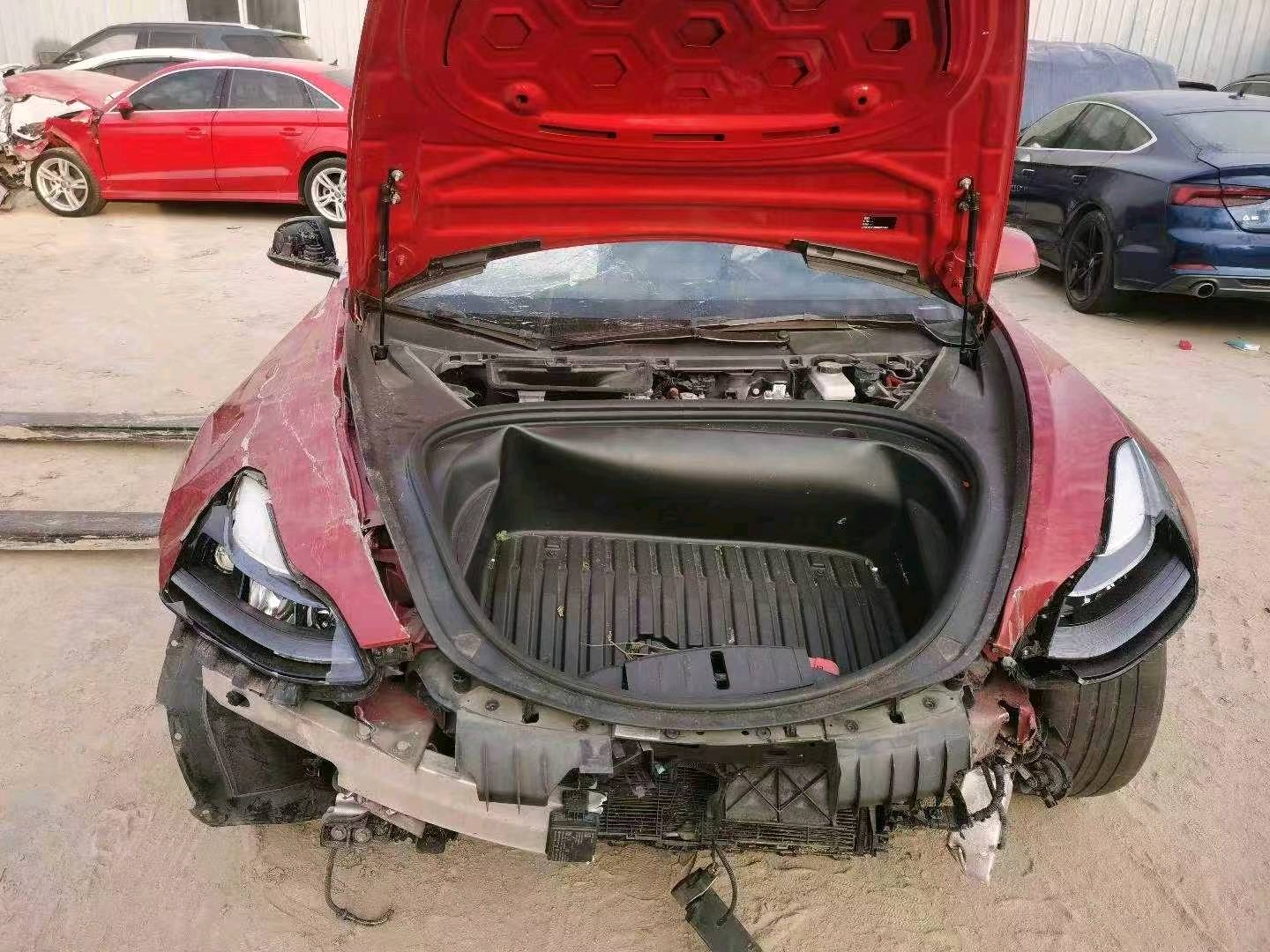 广州市22年特斯拉MODEL 37