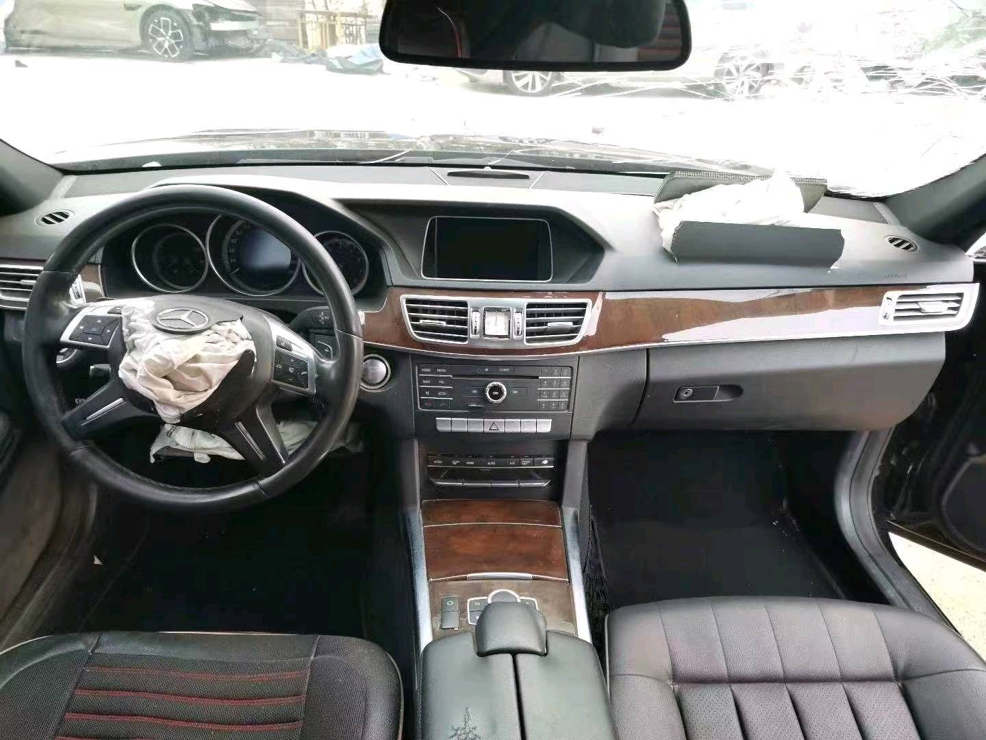 长沙市16年奔驰E8