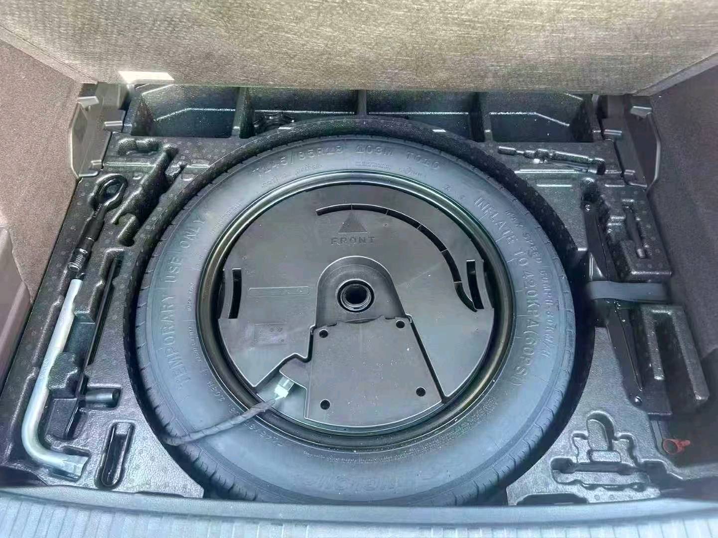 济南市23年奥迪Q38