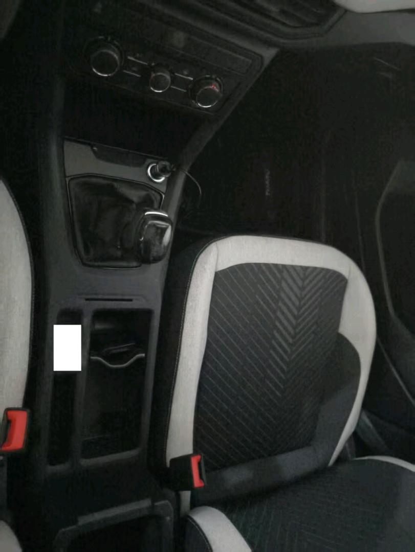 七台河市25年大众途岳8