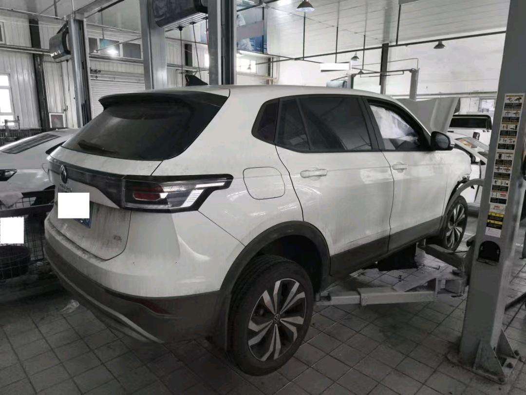 七台河市25年大众途岳9