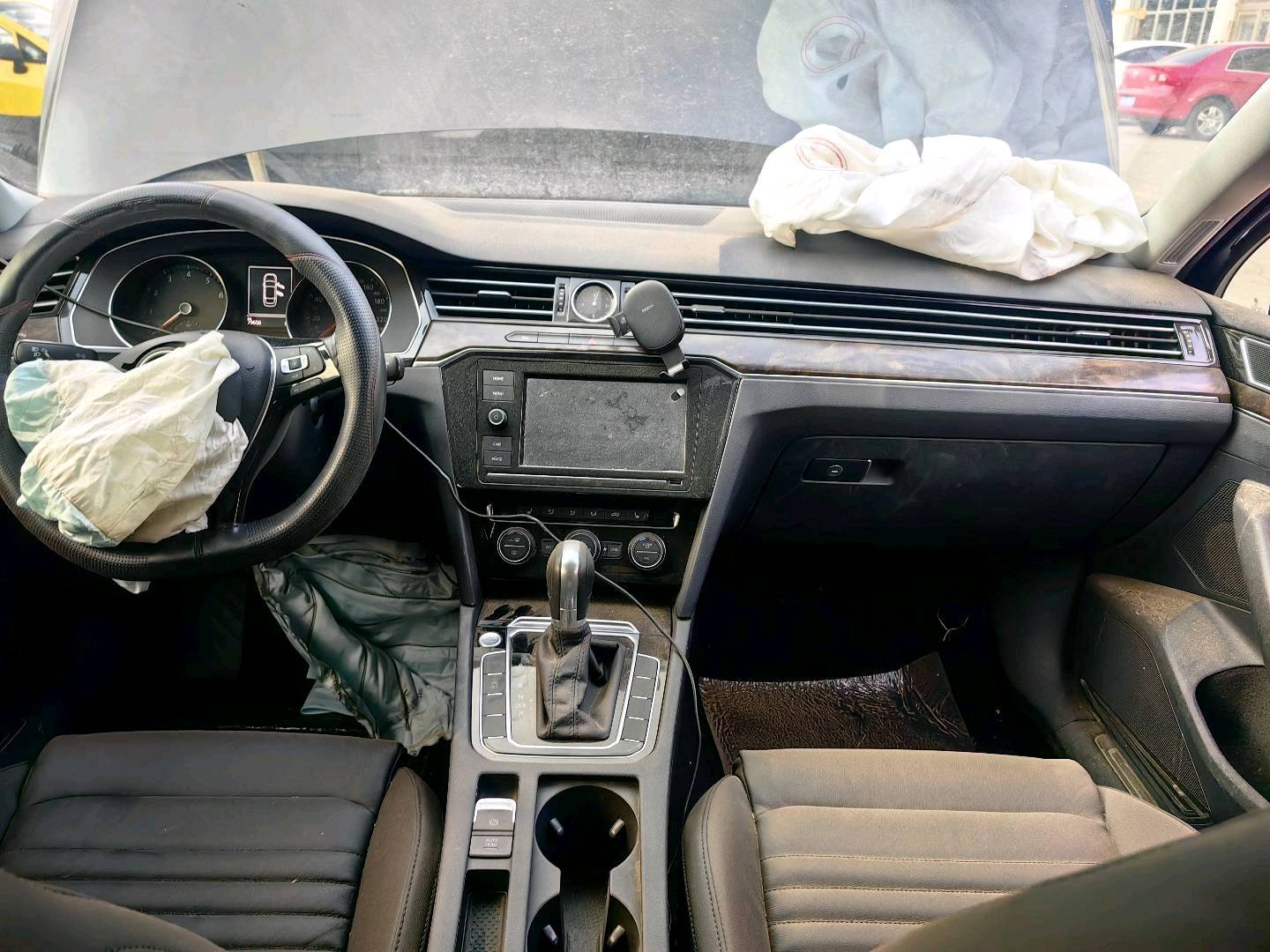 赤峰市19年大众迈腾4