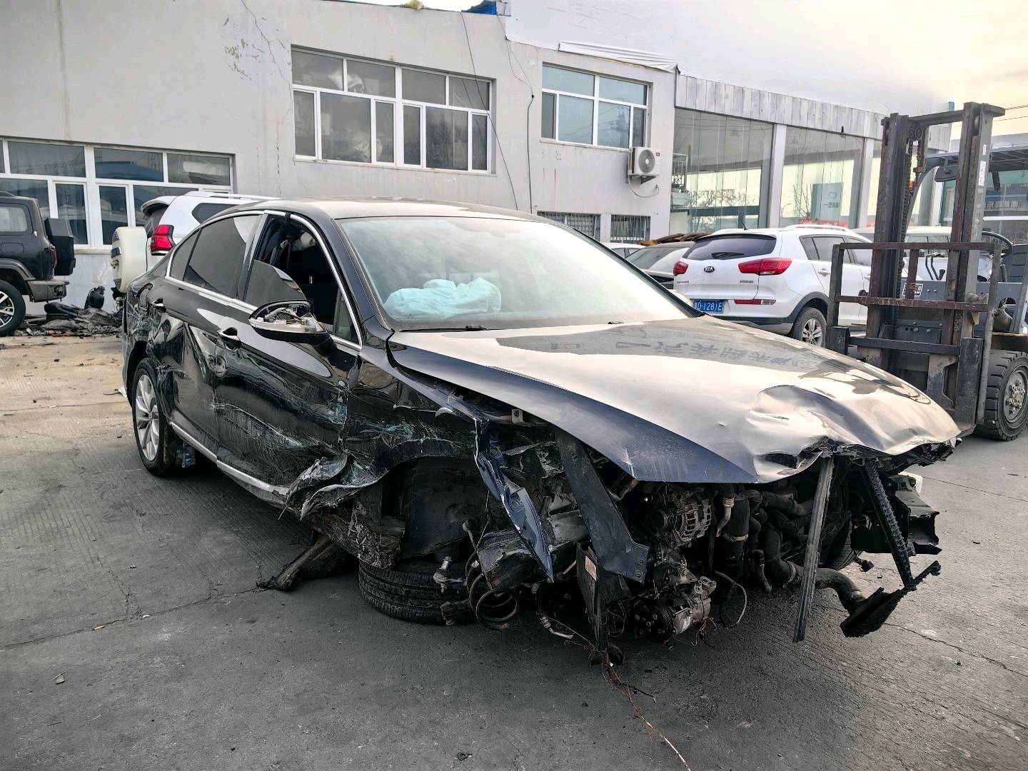 赤峰市19年大众迈腾6