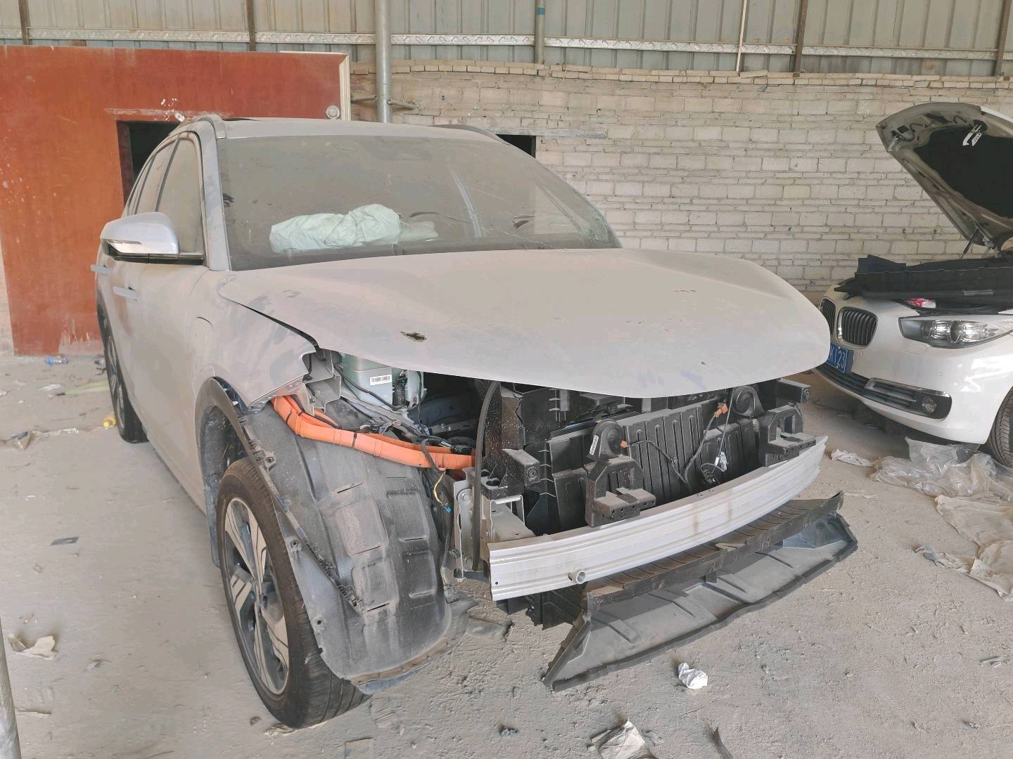 广州市25年吉利银河2