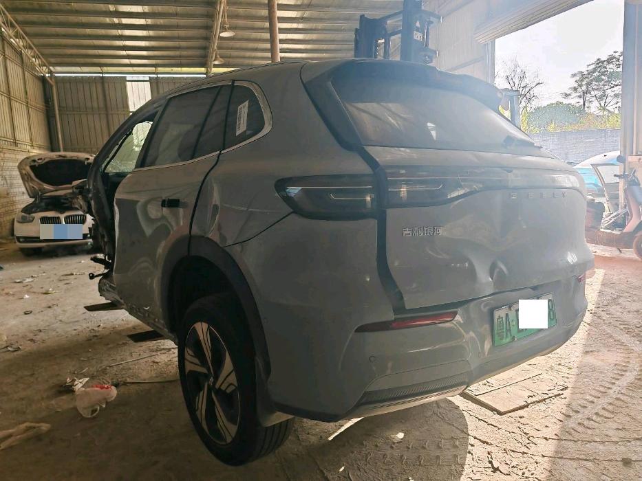 广州市25年吉利银河5