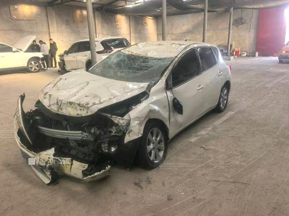 呼和浩特市15年日产骐达2