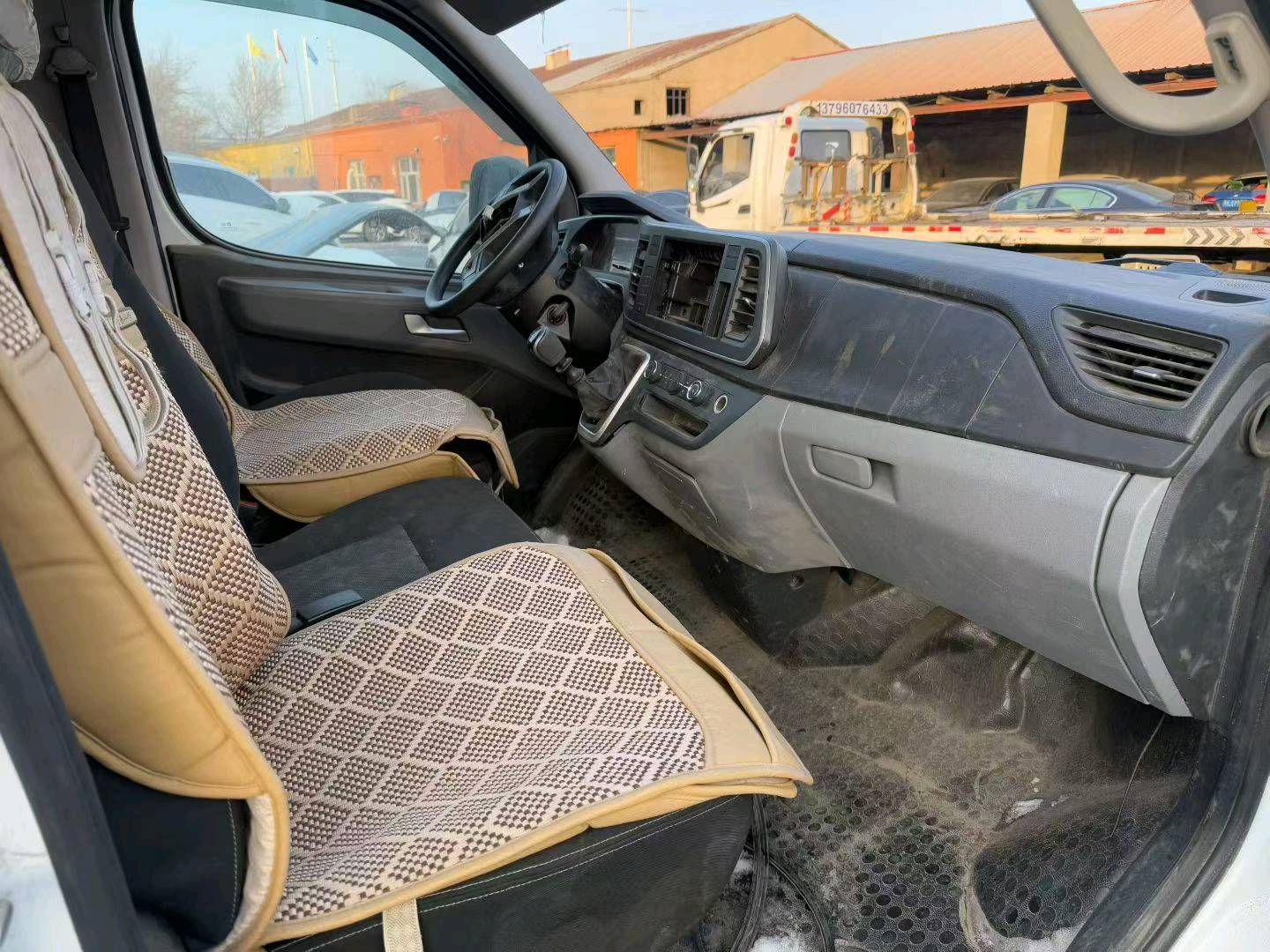 哈尔滨市24年大通V807