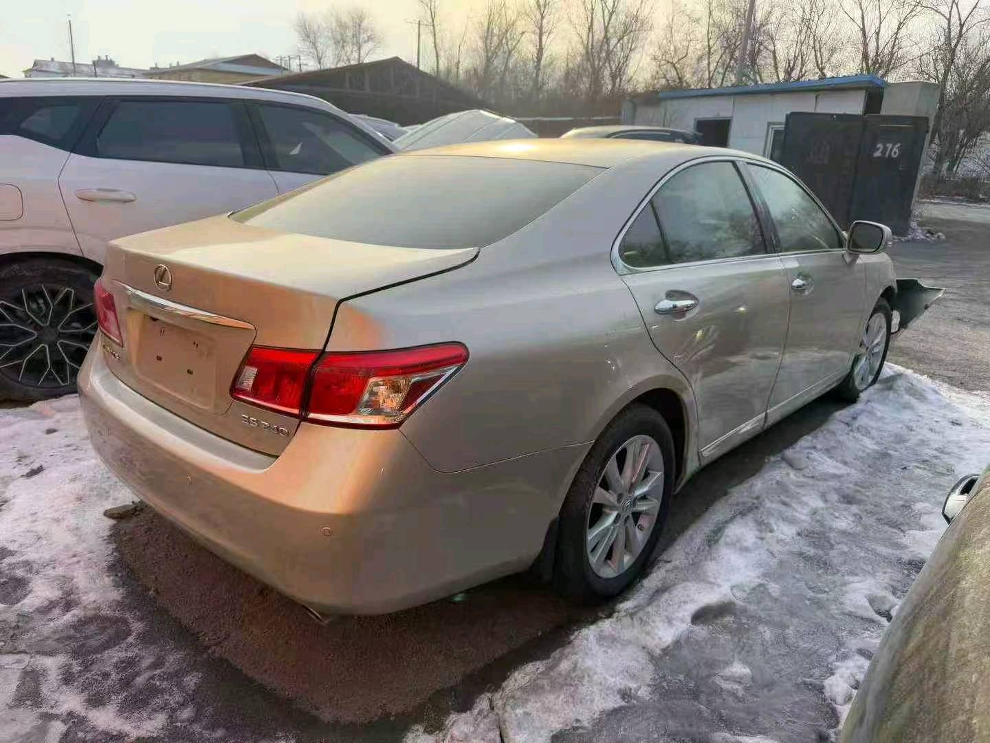 哈尔滨市11年雷克萨斯ES5