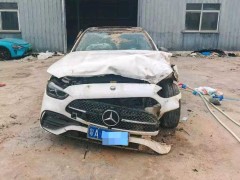 修车师傅都在抢的事故车，到底图什么？