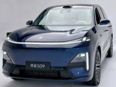 大六座 SUV 选深蓝 S09 还是风云 T11？极致性价比 VS 高阶智驾硬核对比-事故车网
