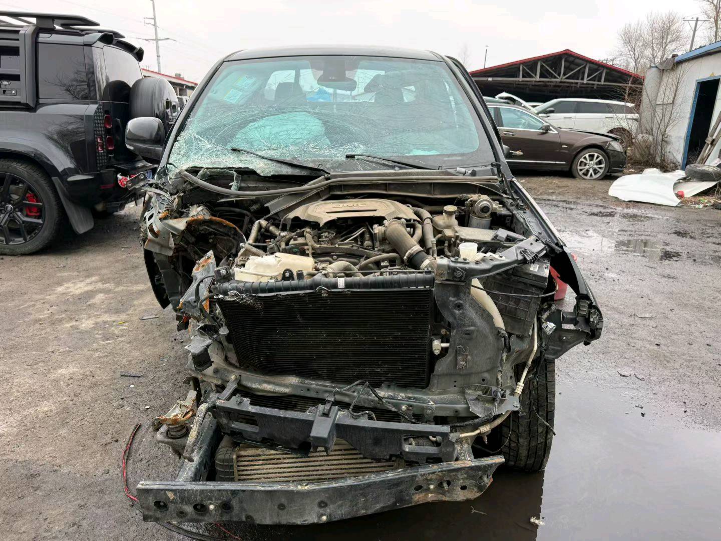 哈尔滨市22年江铃域虎事故车