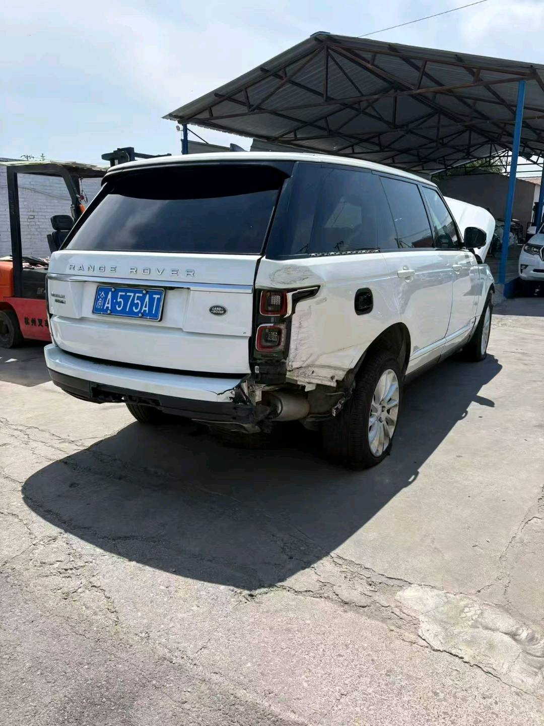 北京18年路虎揽胜4