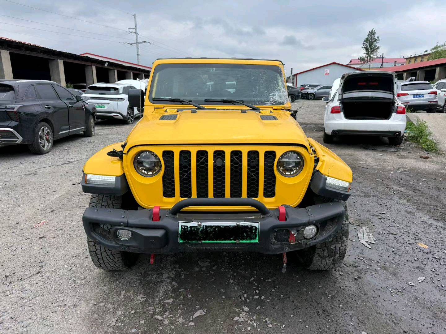 哈尔滨市21年Jeep牧马人事故车