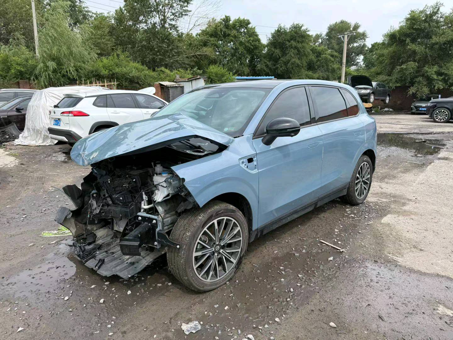 哈尔滨市25年零跑汽车B103