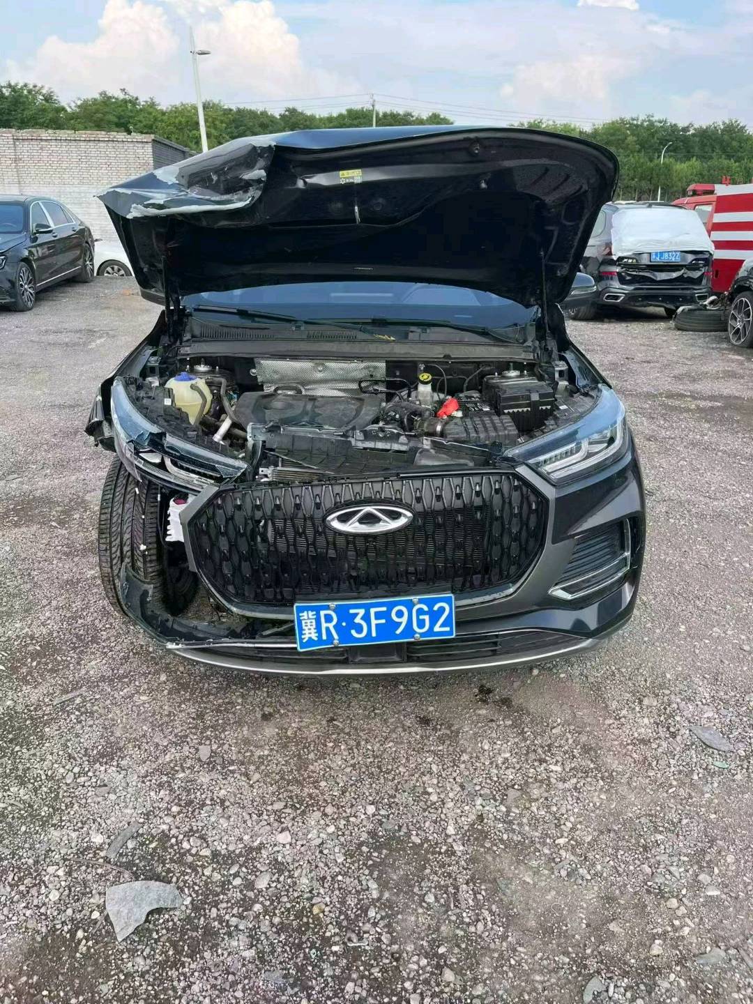 北京25年奇瑞瑞虎事故车