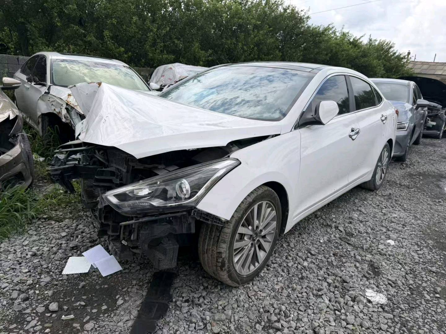 长春市19年现代名图事故车