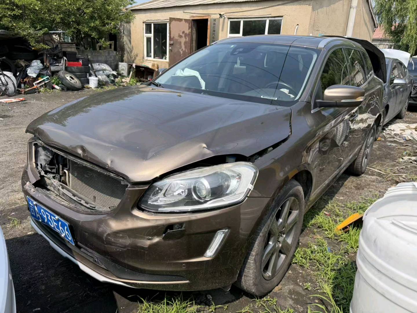 长春市14年沃尔沃XC60事故车