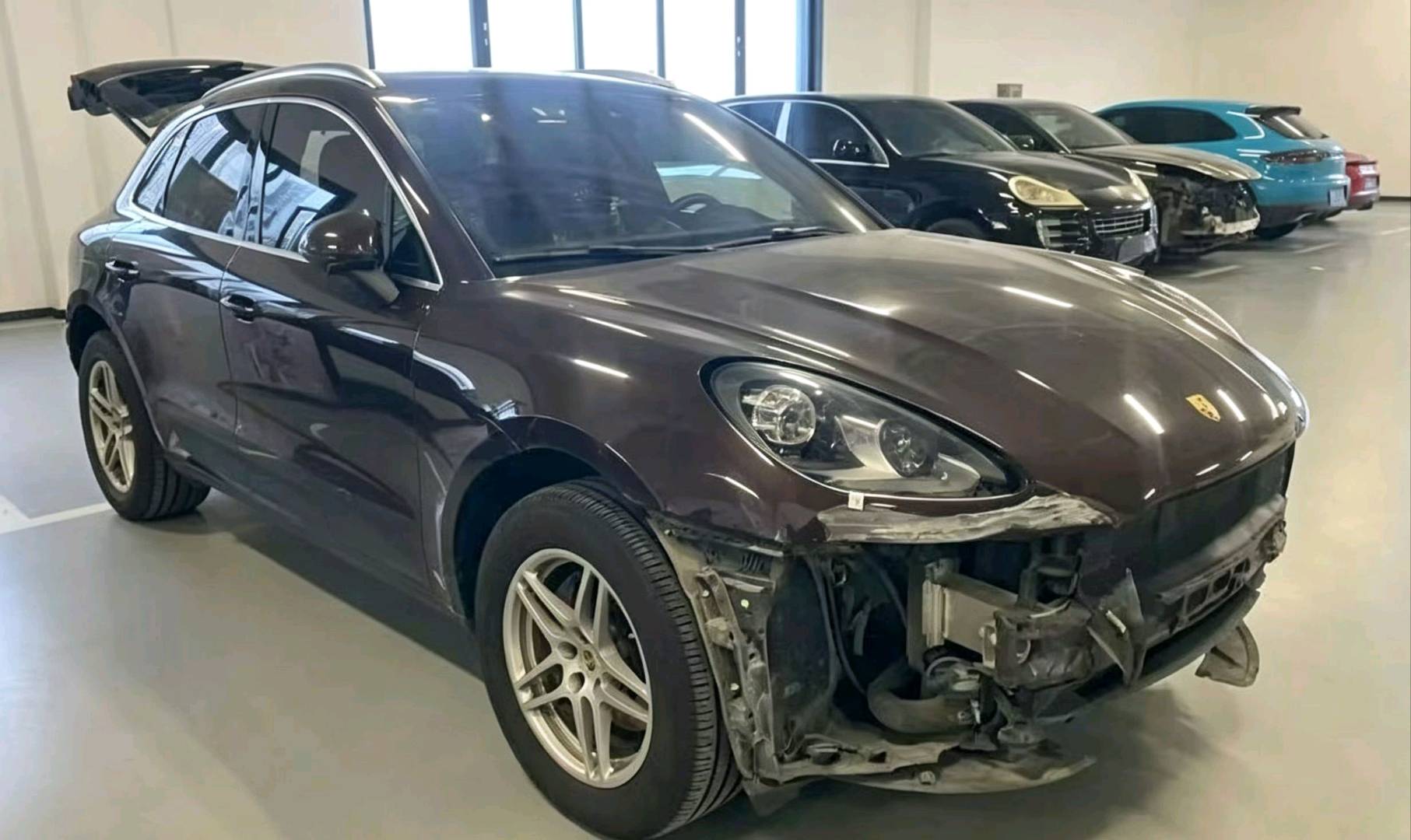 广东20年保时捷Macan2