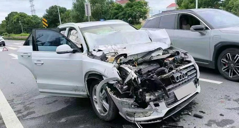 南通市17年奥迪Q3事故车
