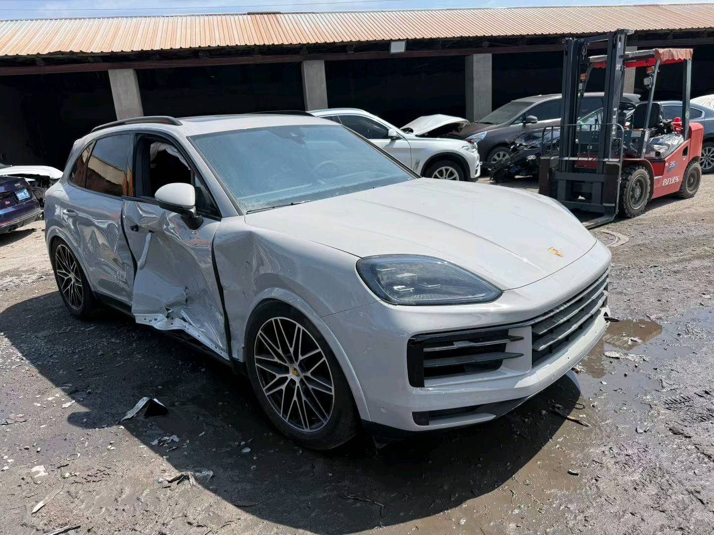 哈尔滨市24年保时捷卡宴2