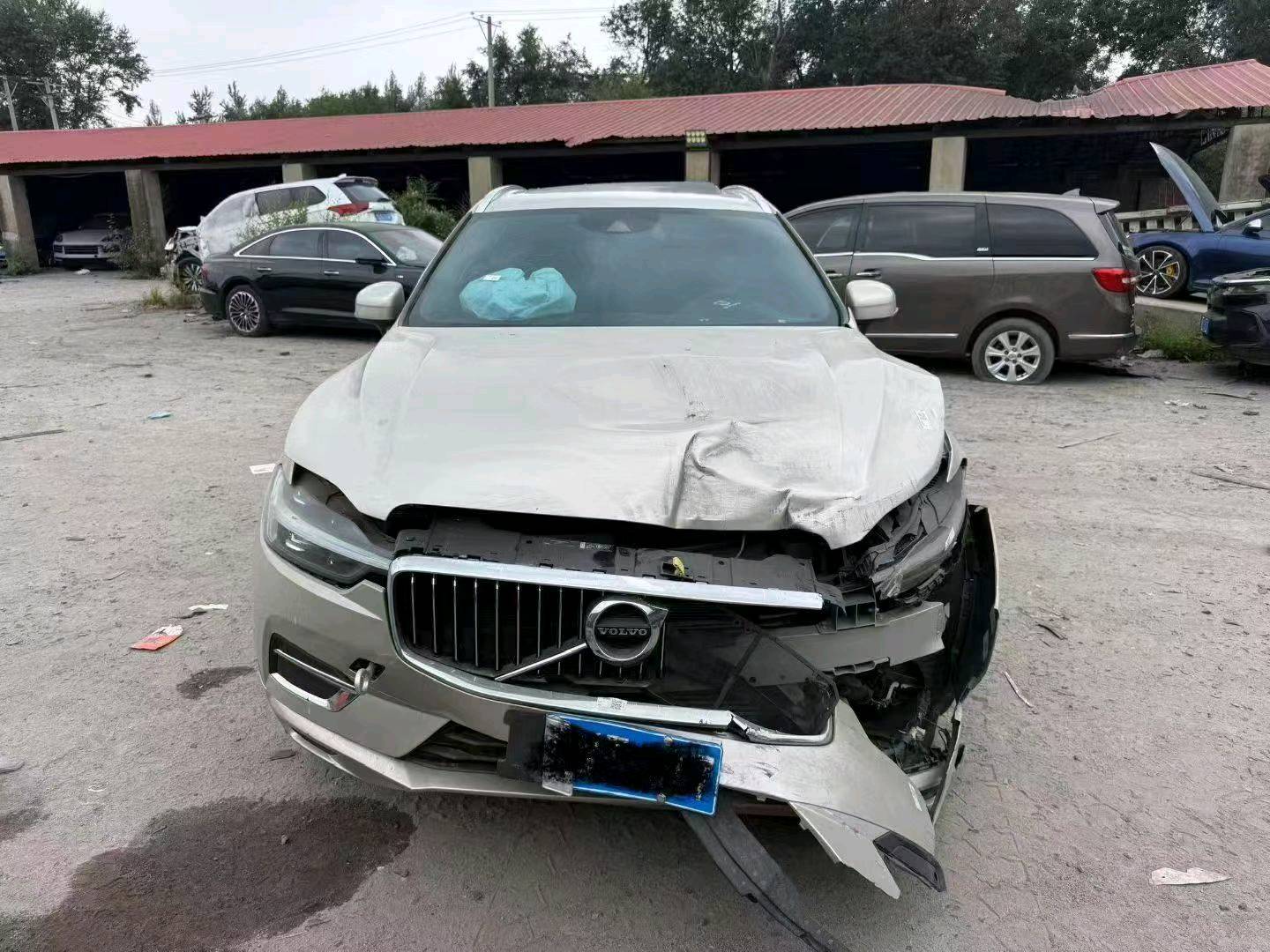 “哈尔滨市20年沃尔沃XC60”