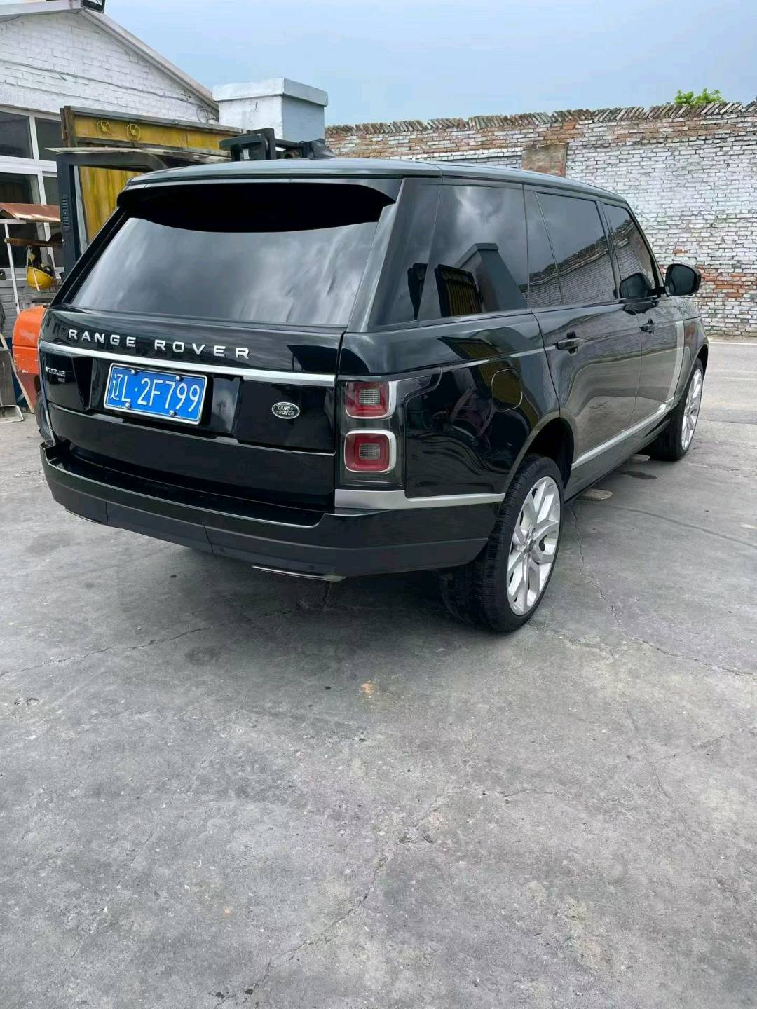 北京22年路虎揽胜4