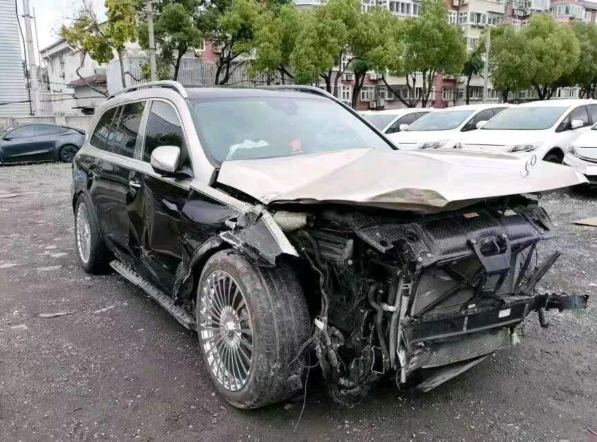 上海23年奔驰GLS2