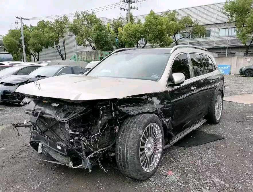 上海23年奔驰GLS3