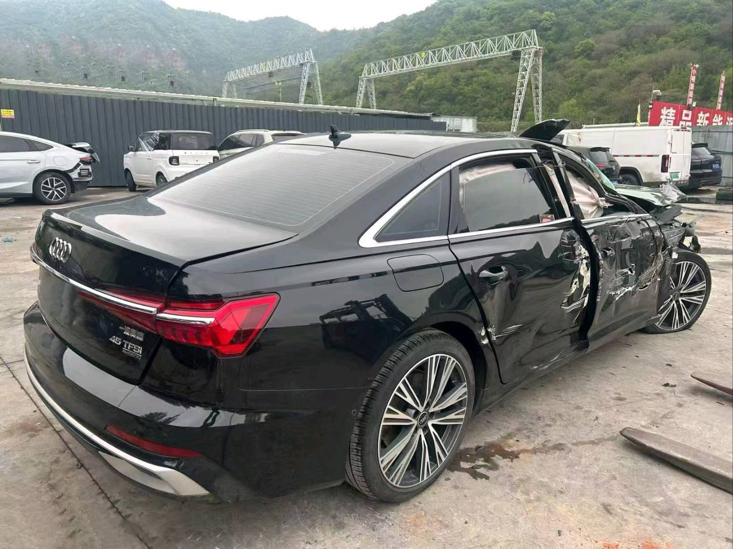 杭州市23年奥迪A6L3