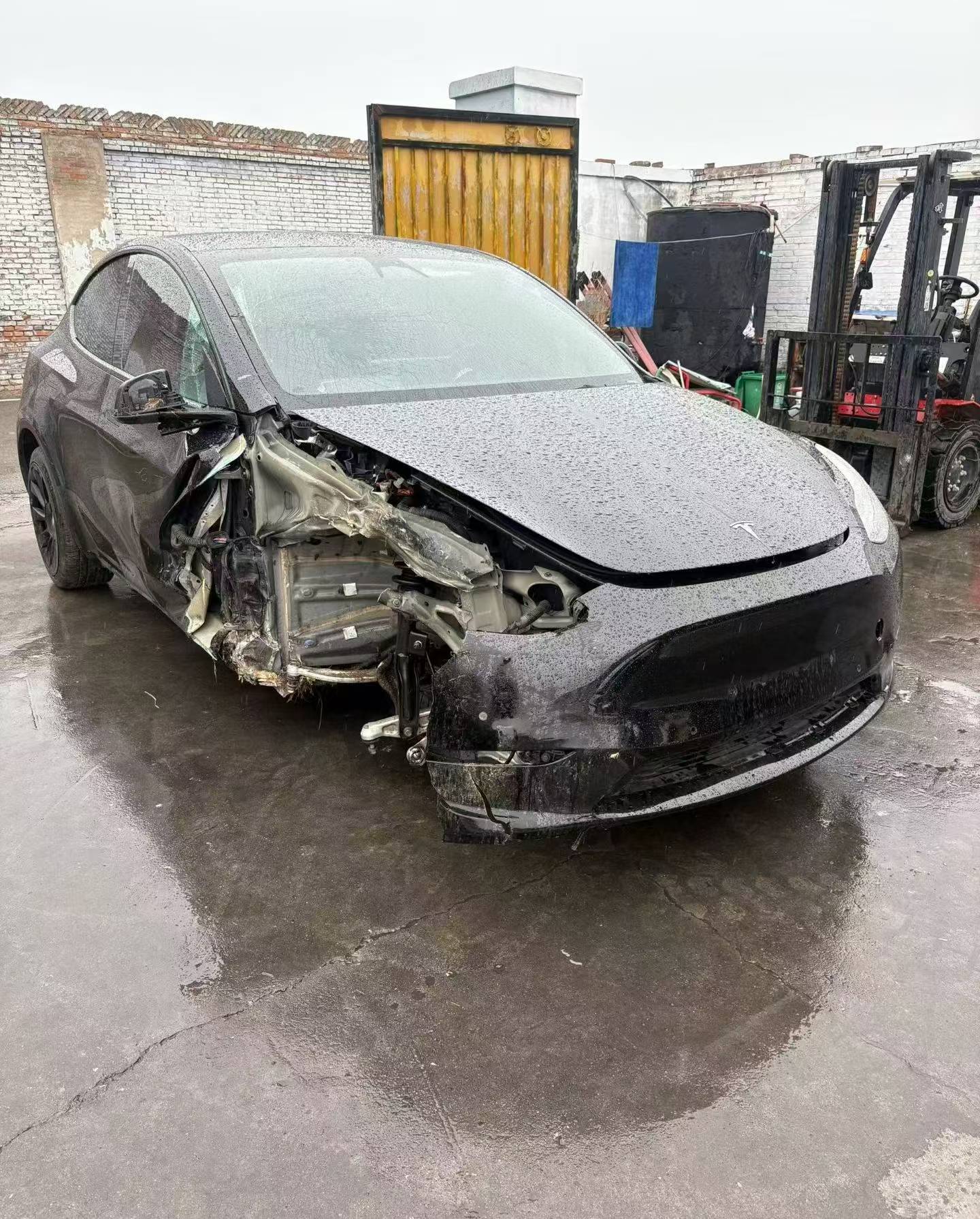 北京22年特斯拉MODEL Y事故车
