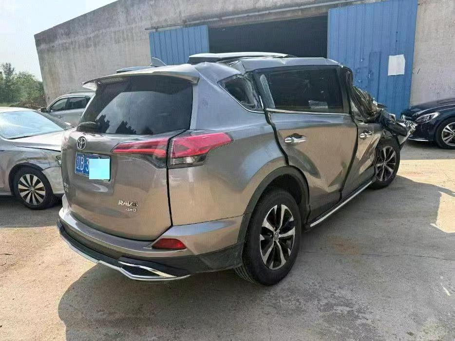 大连市18年丰田RAV4荣放7