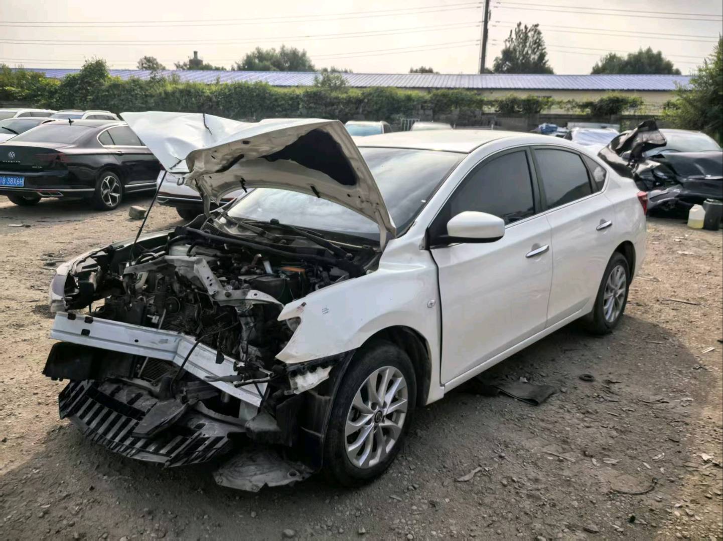 沈阳市22年日产轩逸事故车