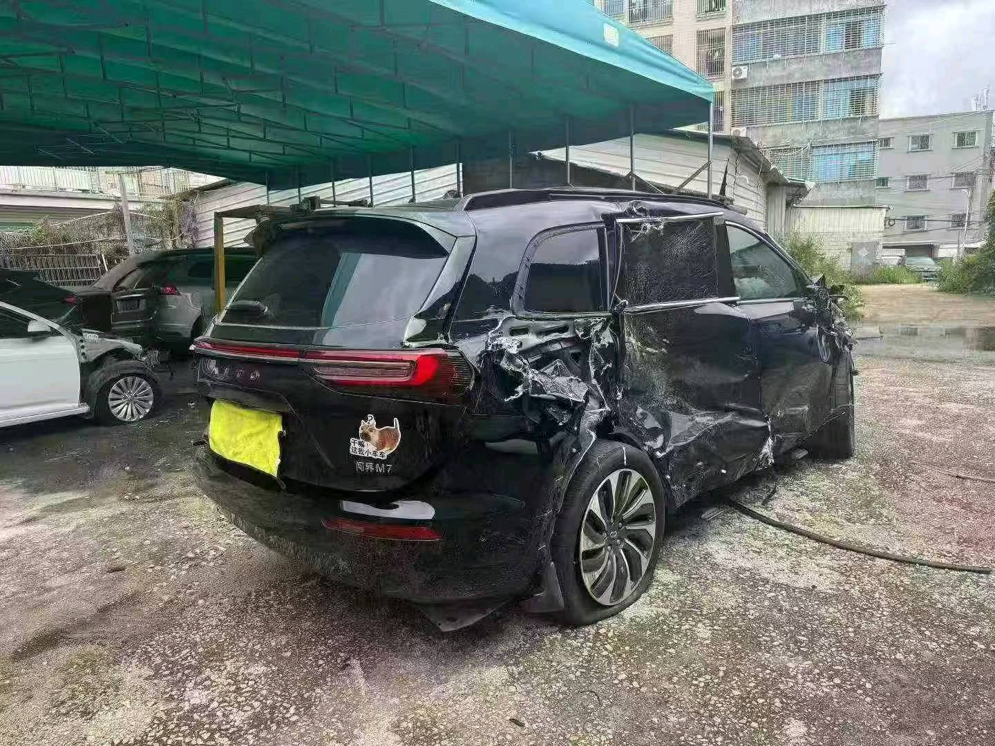 福建24年华为智选问界6
