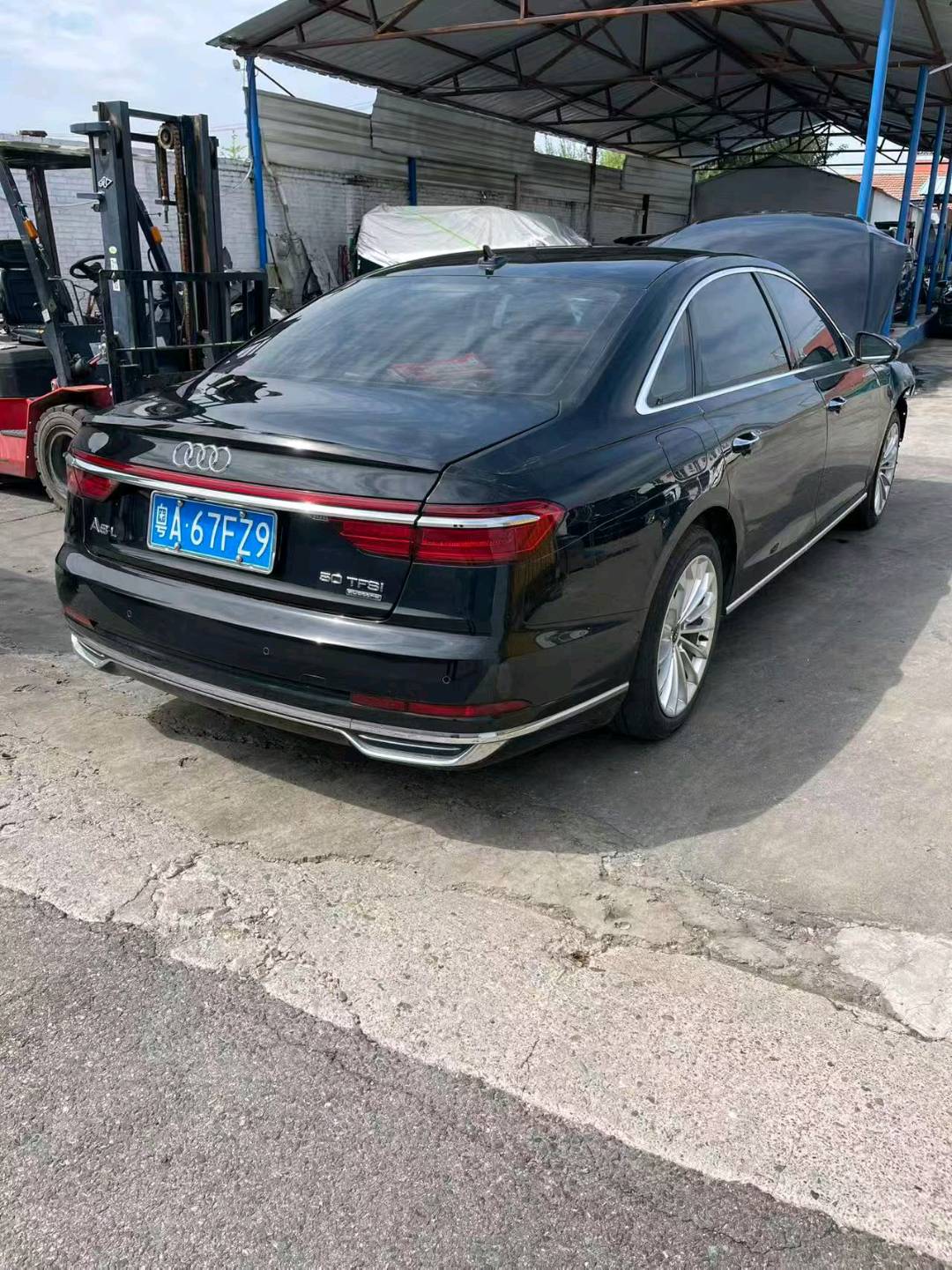 北京21年奥迪A8L3
