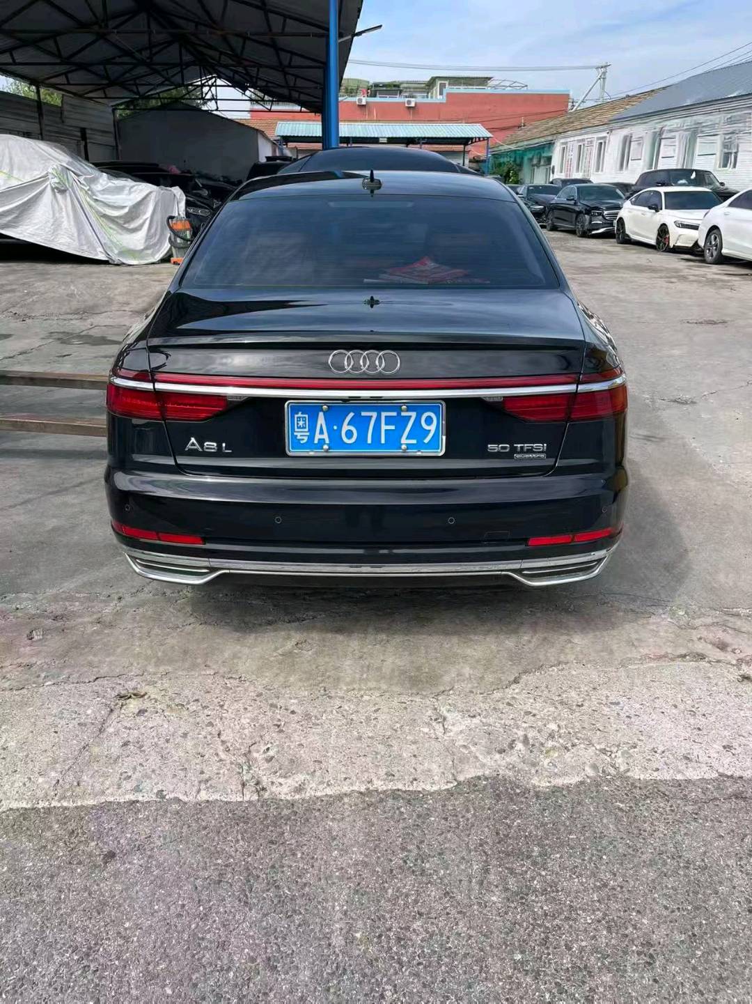 北京21年奥迪A8L8