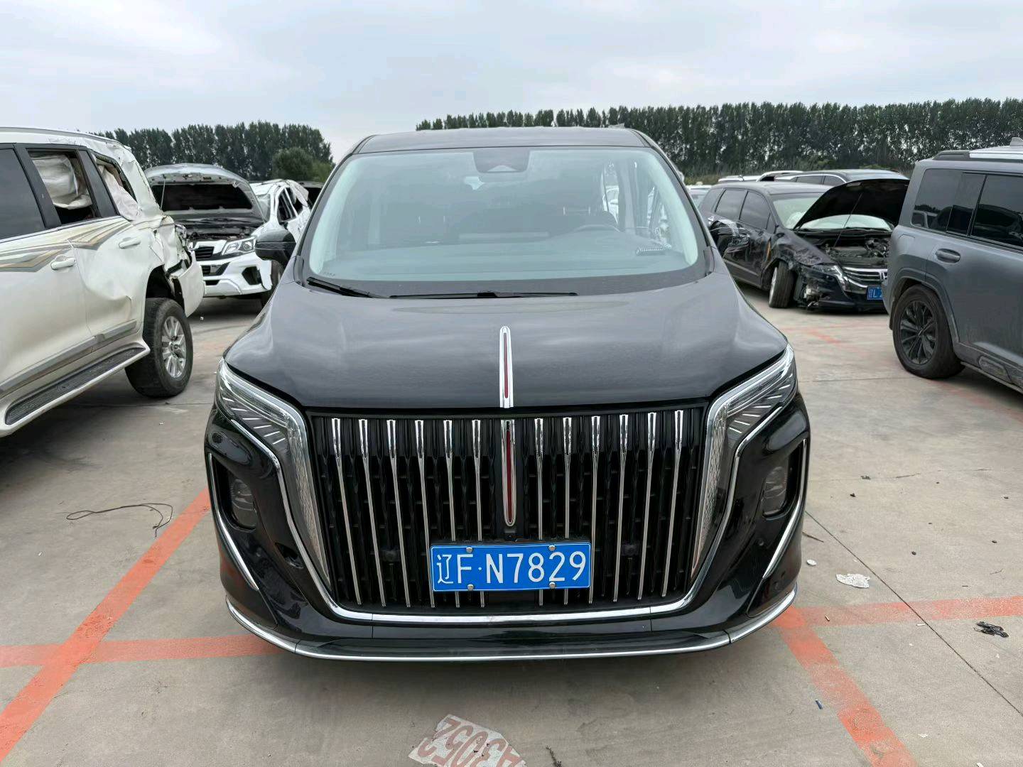 “沈阳市22年红旗HQ9”