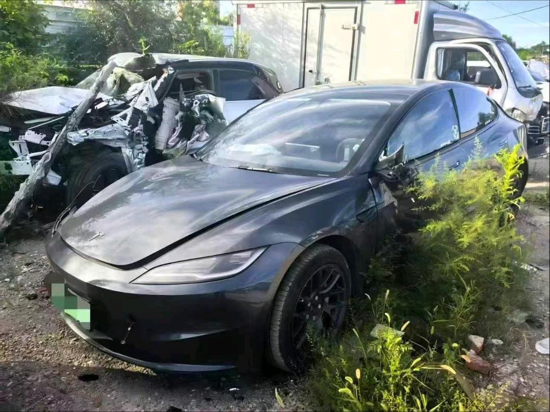 沈阳市24年特斯拉MODEL 3事故车