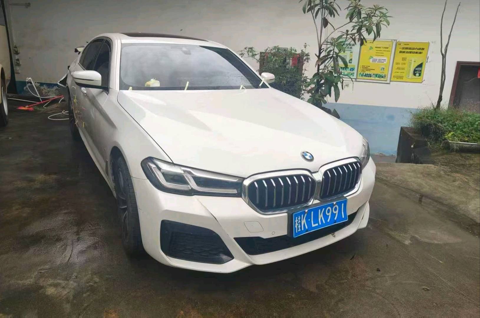 广西20年宝马5系事故车