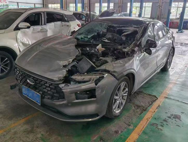 济宁市24年福特蒙迪欧事故车